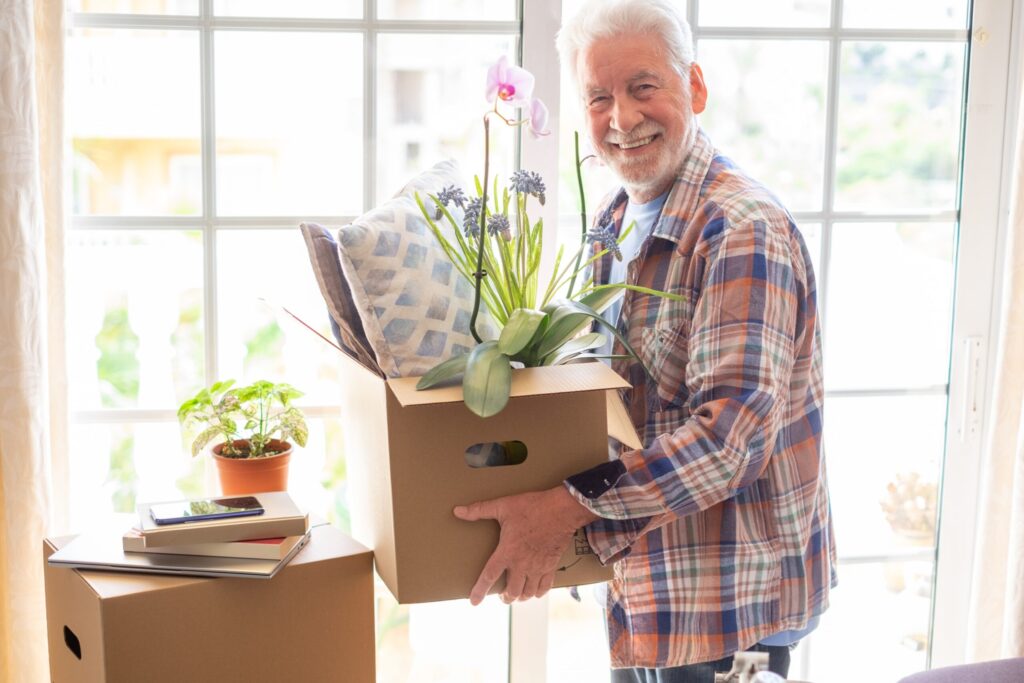 Senior moves, senior moving services, hassle free moving experience